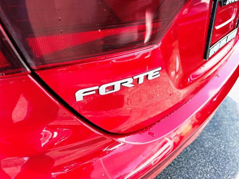 Used 2023 Kia Forte LXS w/ LXS Technology Package FWD image 31