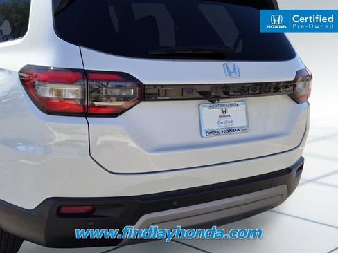 Certified 2025 Honda Pilot EX-L image 7