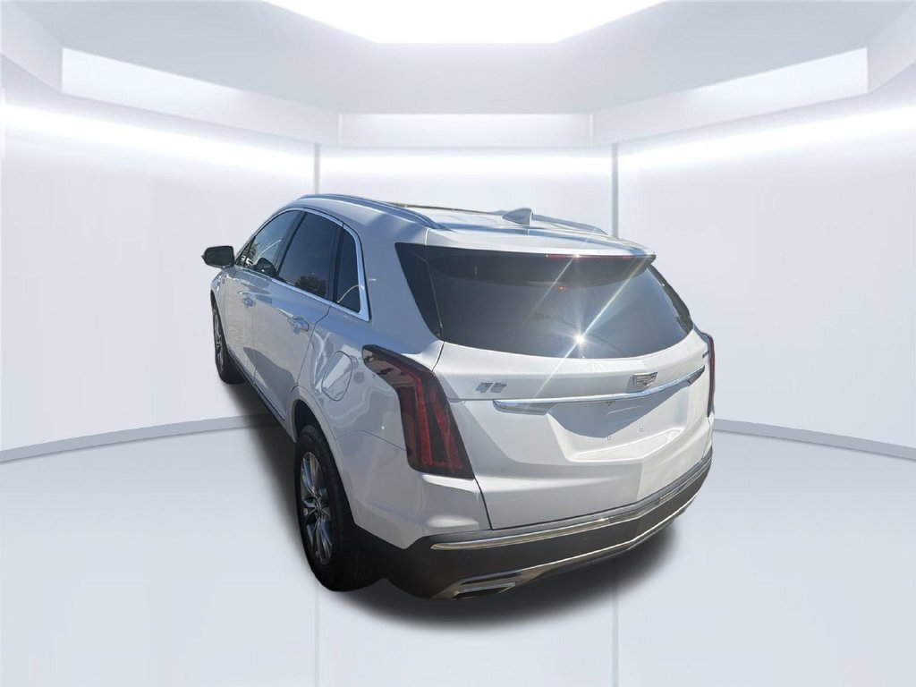 Used 2022 Cadillac XT5 Premium Luxury FWD image 4