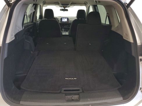 Used 2025 Nissan Rogue SV image 25