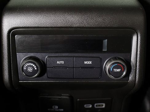 Used 2023 GMC Acadia SLE w/ Driver Convenience Package image 37