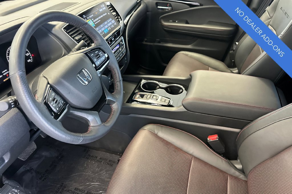 Certified 2025 Honda Ridgeline Black Edition image 10