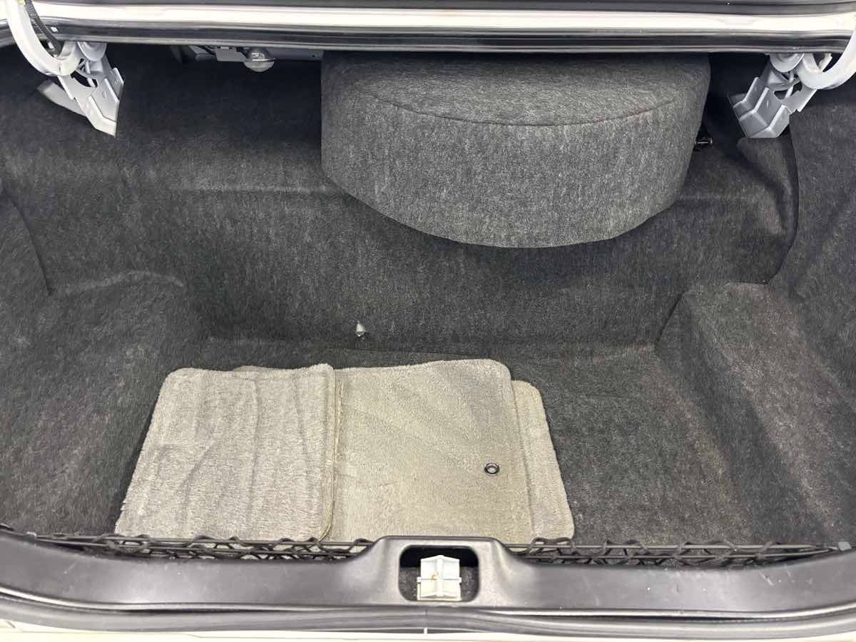 Used 2002 Mercury Grand Marquis GS RWD image 13