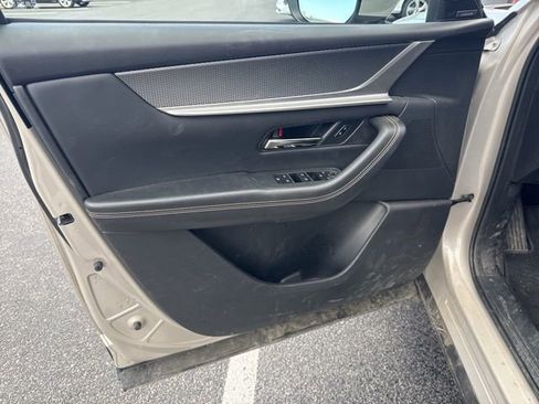 Certified 2024 MAZDA CX-90 Plug-In Hybrid w/ Premium Plus AWD/4WD image 9