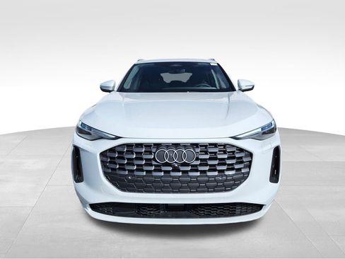 New 2025 Audi Q5 Premium Plus image 2