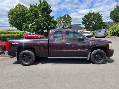 Used 2009 Chevrolet Silverado 1500 LT w/ Power Pack Plus AWD/4WD image 8