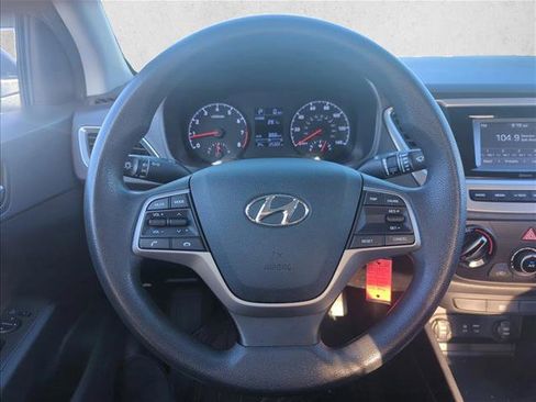 Used 2018 Hyundai Accent SE image 17