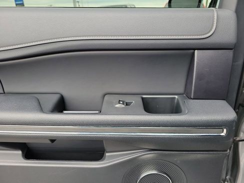 Certified 2024 Ford Expedition XLT AWD/4WD image 15