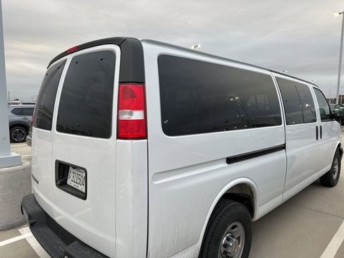 Used 2025 Chevrolet Express 3500 LT w/ LT Preferred Equipment Group image 2