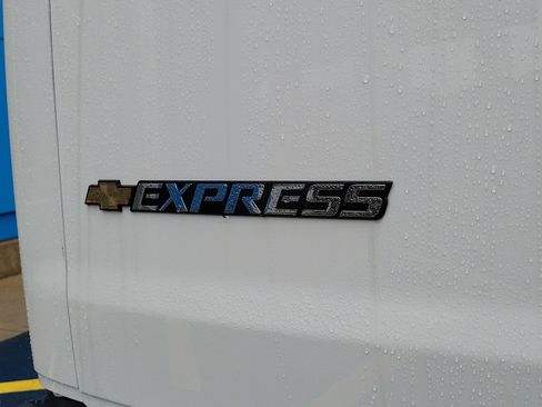 New 2025 Chevrolet Express 3500 WT w/ Driver Convenience Package RWD image 6