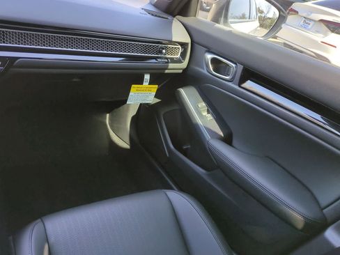 Used 2025 Honda Civic Sport Touring image 16