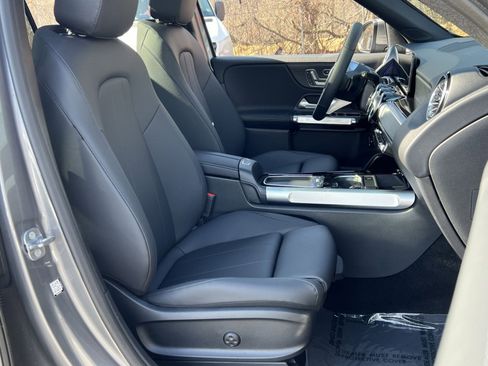 New 2026 Mercedes-Benz GLB 250 4MATIC image 26