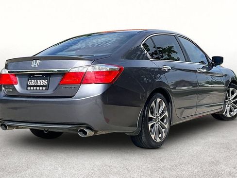 Used 2014 Honda Accord Sport image 2