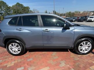 Used 2024 Toyota Corolla Cross L FWD video 2