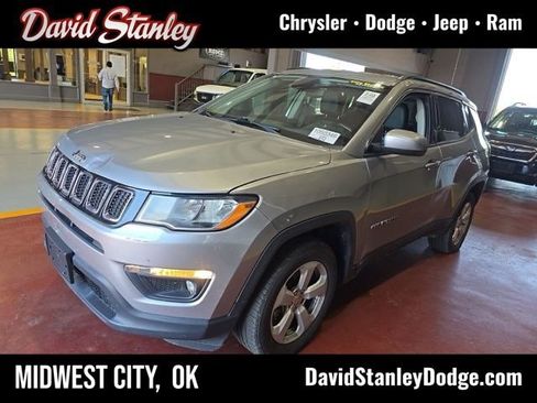 Used 2020 Jeep Compass Latitude AWD/4WD image 1