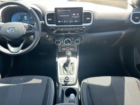 New 2026 Hyundai Venue SEL image 17