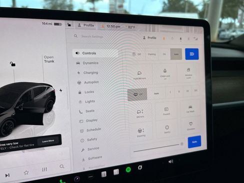 Used 2022 Tesla Model Y Performance image 49