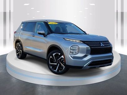 Used 2022 Mitsubishi Outlander ES