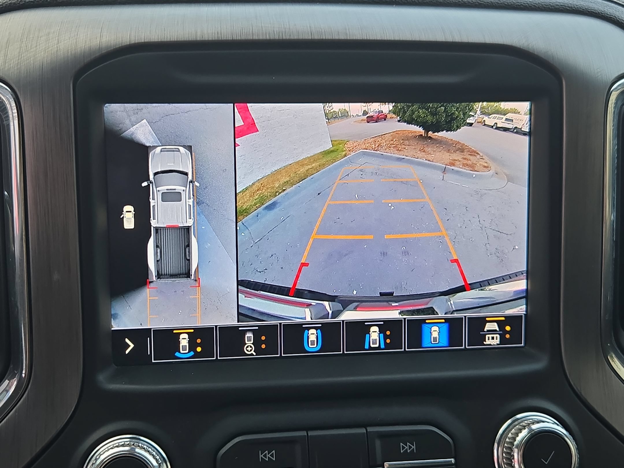 Used 2020 GMC Sierra 3500 Denali w/ Denali Ultimate Package AWD/4WD image 32
