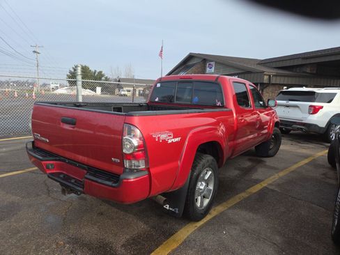 Used 2011 Toyota Tacoma 4x4 Double Cab image 3