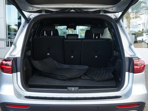Used 2026 Mercedes-Benz GLB 250 image 8