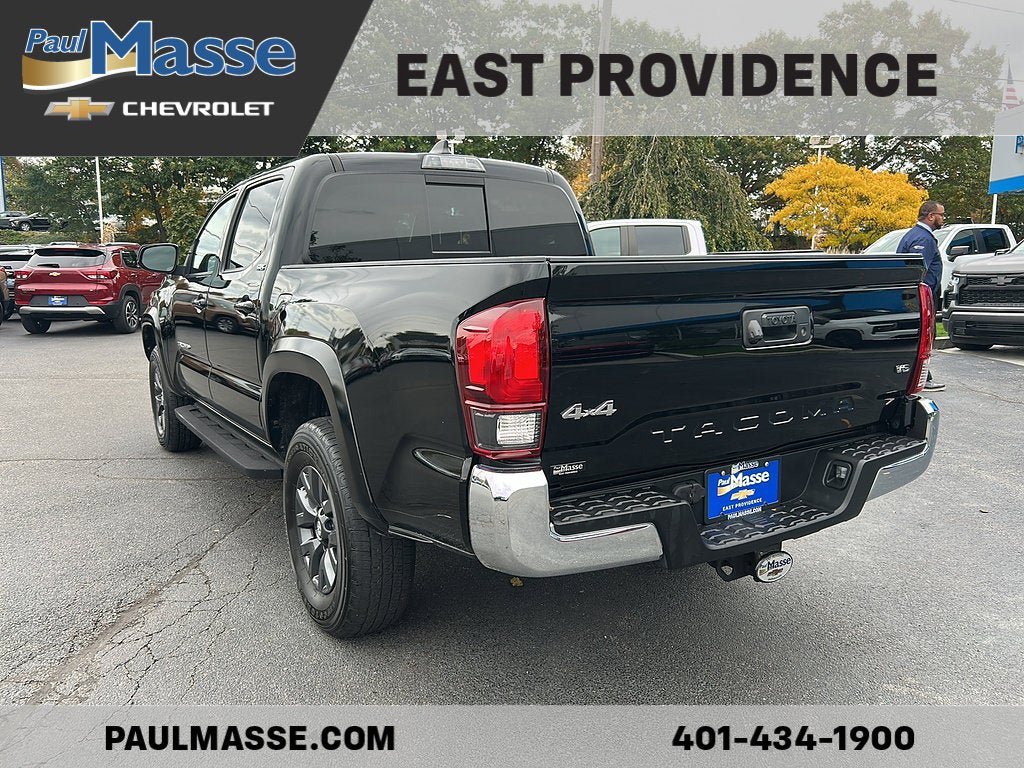 Used 2023 Toyota Tacoma SR5 AWD/4WD image 8