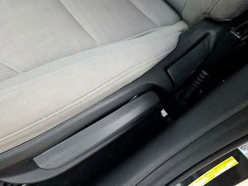 Used 2018 Hyundai Elantra SEL image 22