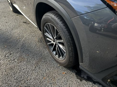 Used 2024 Lexus NX 250 FWD image 11