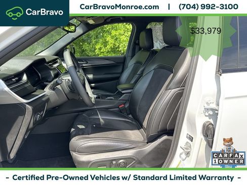 Used 2024 Jeep Grand Cherokee Altitude AWD/4WD image 20