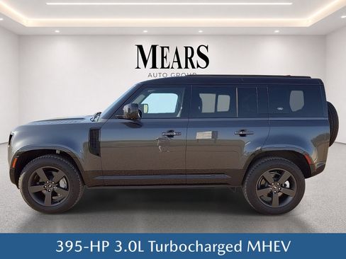 Used 2024 Land Rover Defender 110 X-Dynamic SE AWD/4WD image 3