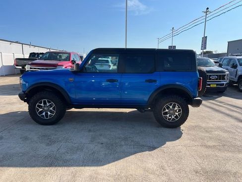 Used 2024 Ford Bronco Badlands image 6