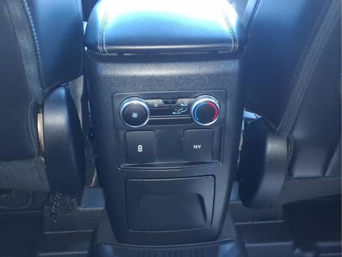 Used 2023 Ford Explorer XLT w/ Equipment Group 202A AWD/4WD image 30