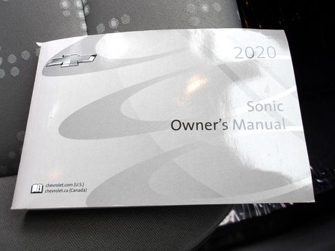 Used 2020 Chevrolet Sonic LT image 25