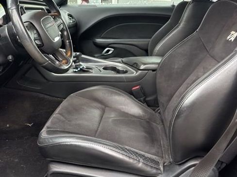 Used 2018 Dodge Challenger T/A image 13