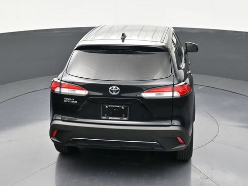 Used 2025 Toyota Corolla Cross L FWD image 15