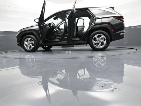 Certified 2024 Hyundai Tucson SE AWD/4WD image 47