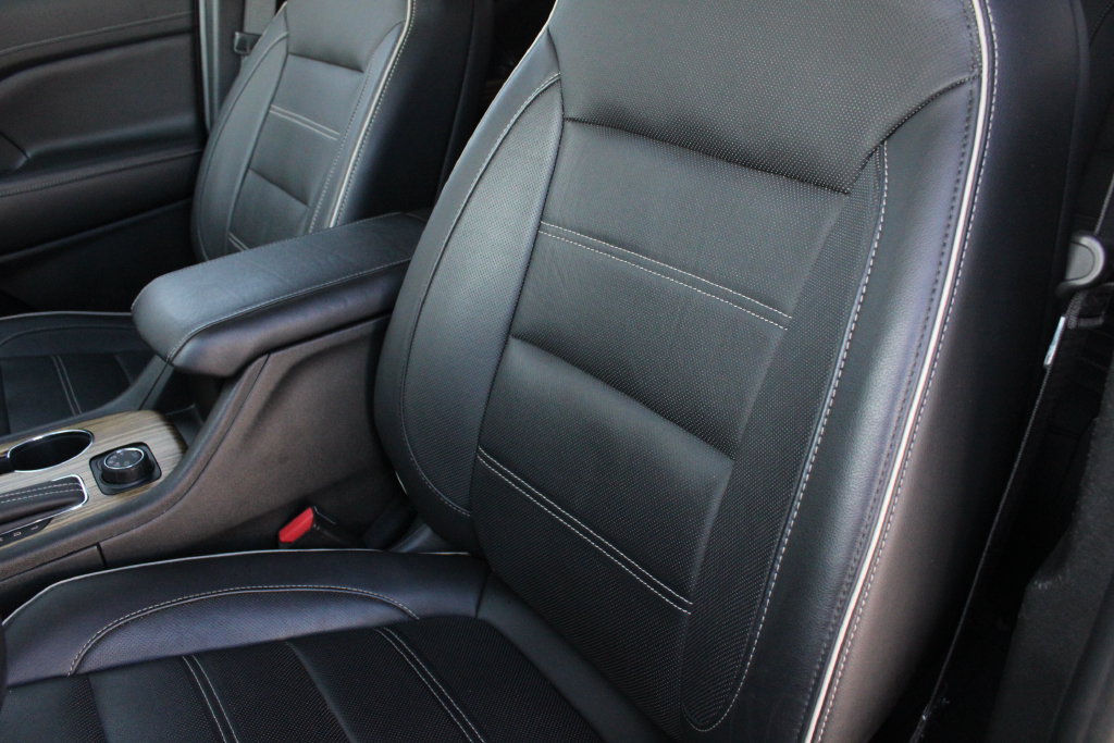 Used 2019 GMC Acadia Denali AWD/4WD image 7