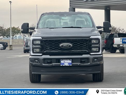 New 2026 Ford F350 Lariat w/ Black Appearance Package AWD/4WD image 4