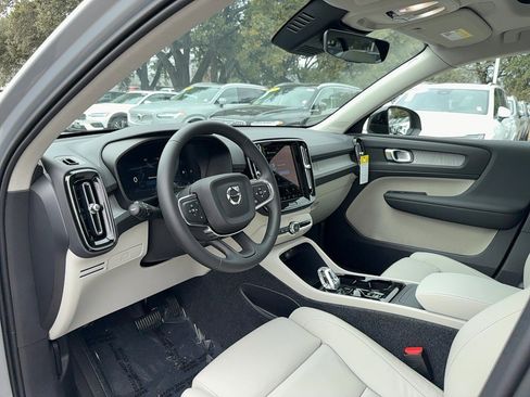 New 2026 Volvo XC40 B5 Plus w/ Protection Package Premier image 13