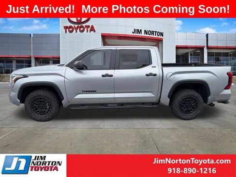 Used 2026 Toyota Tundra SR5 AWD/4WD image 5