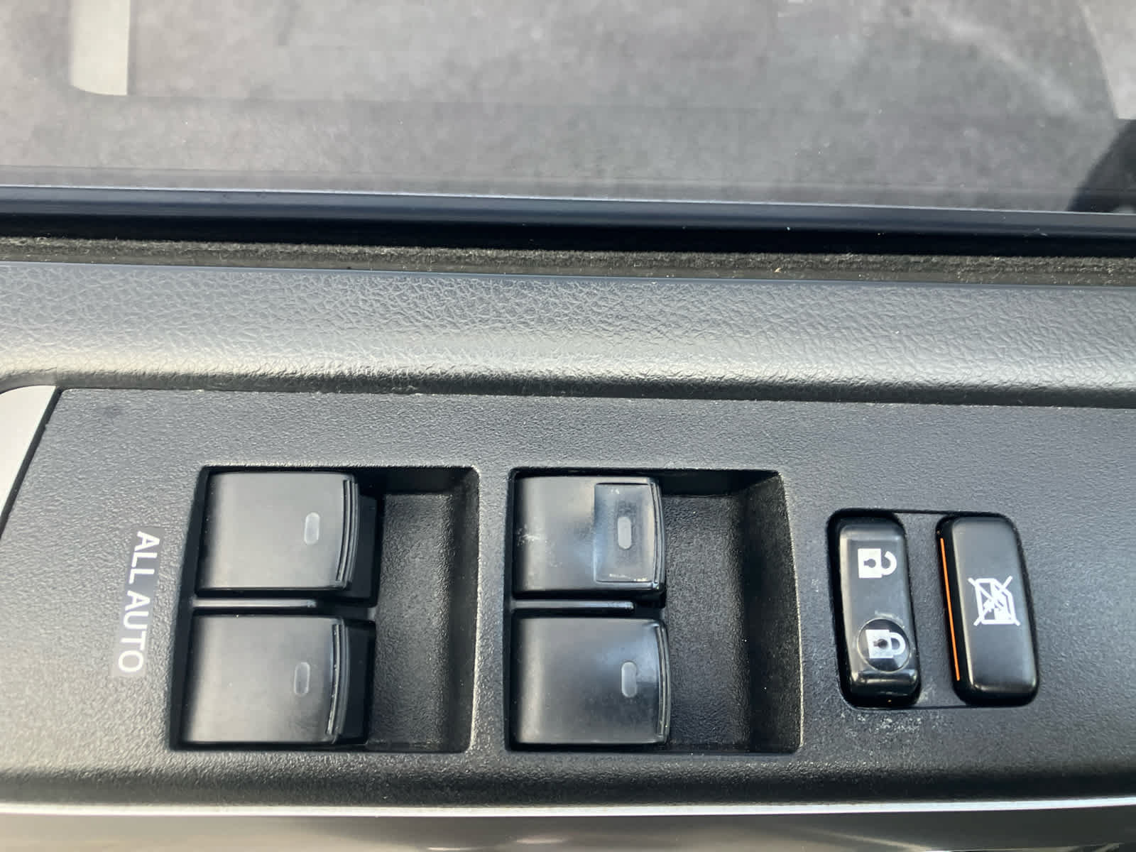 Used 2017 Toyota 4Runner SR5 Premium AWD/4WD image 11