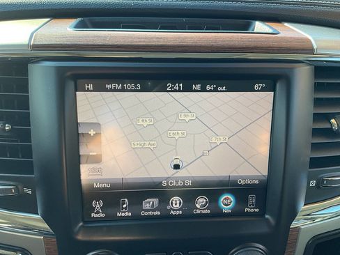 Used 2016 RAM 1500 Laramie w/ Convenience Group image 15