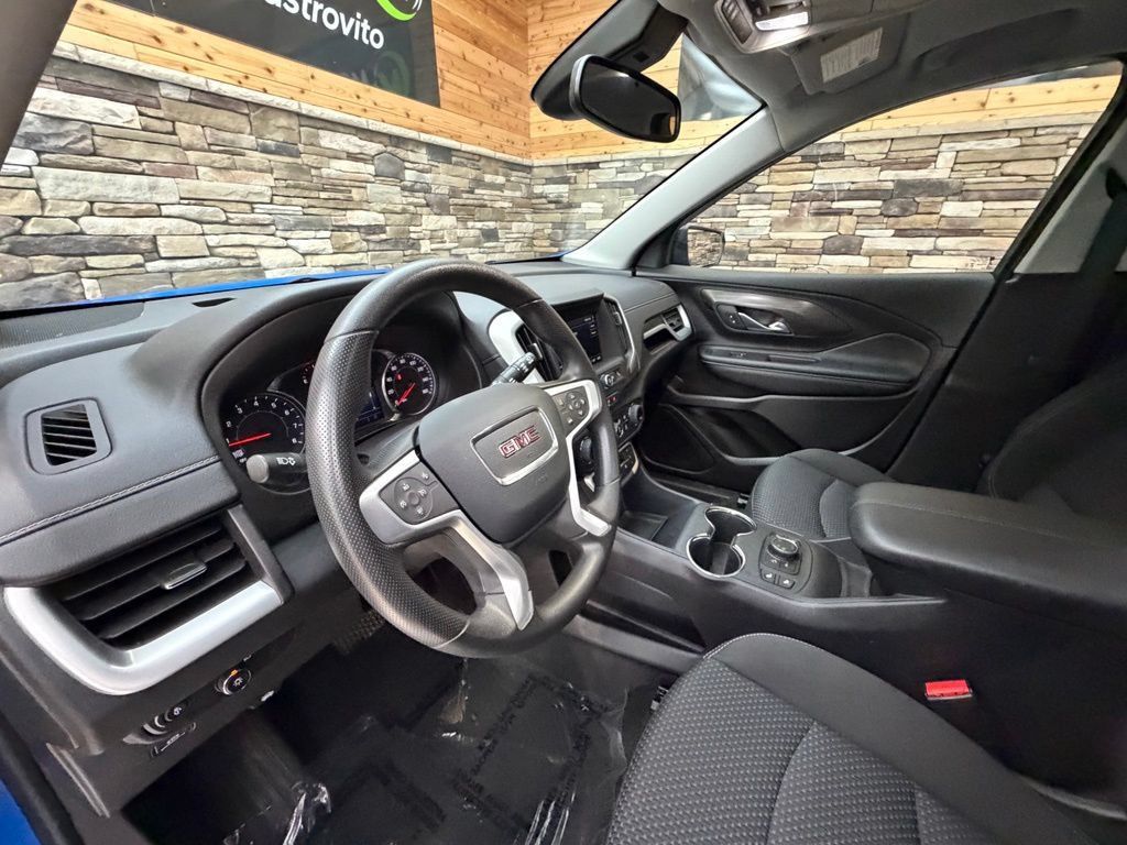 Used 2024 GMC Terrain SLE w/ Driver Convenience Package AWD/4WD image 31