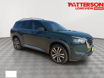 Used 2023 Nissan Pathfinder Platinum
