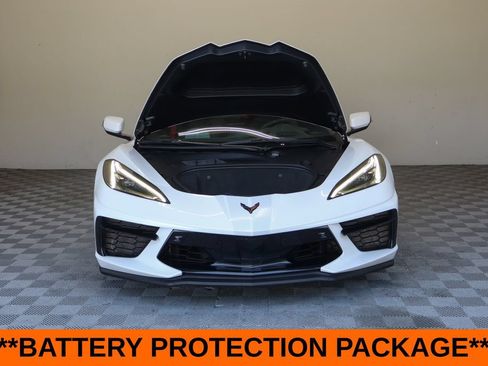 Used 2023 Chevrolet Corvette Stingray Premium Conv w/ Z51 Performance Package RWD image 5