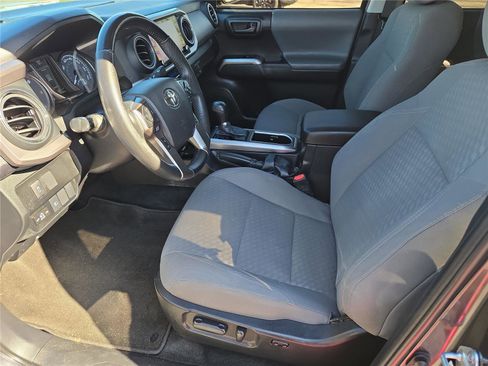 Used 2023 Toyota Tacoma SR5 RWD image 15