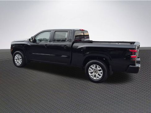 Used 2023 Nissan Frontier SV w/ Technology Package image 5