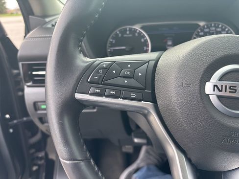 Used 2020 Nissan Sentra SV FWD image 16