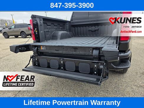 Used 2021 Chevrolet Silverado 1500 RST w/ Redline Edition image 9