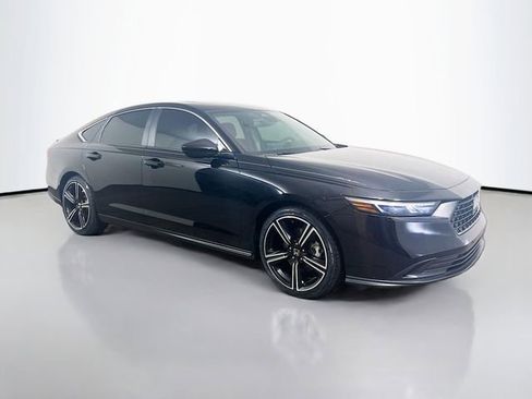 Used 2024 Honda Accord Sport image 21